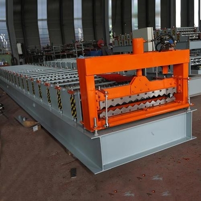 آلة تصنيع صفائح التسقيف الفولاذية المموجة ذات اللون الفولاذي الملون 8-15m / Min