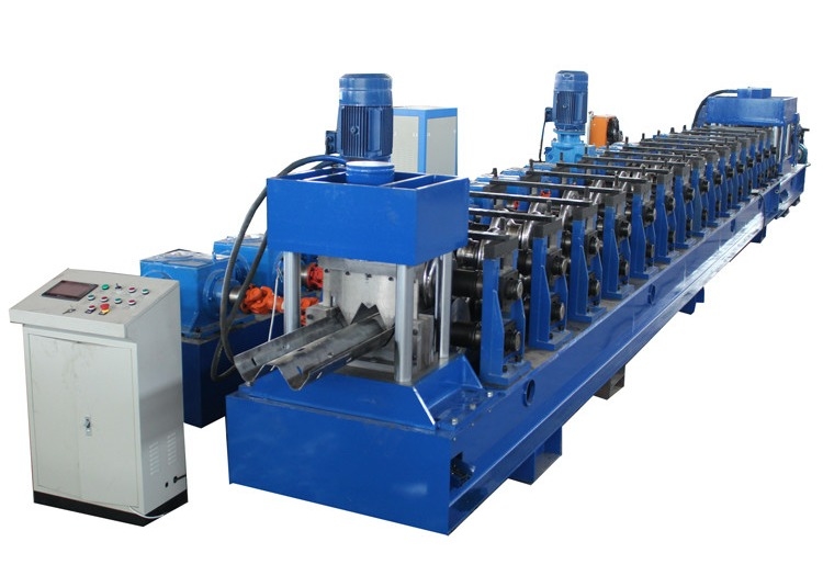 الكفاءة PLC التحكم في الطرق السريعة حواجز تشكيل آلة مع GCr12 الدوار 380V 50Hz الطاقة