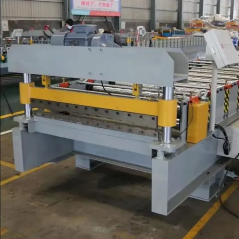 آلة تشكيل لفائف ألواح السقف المعدنية على البارد للتحكم في PLC، آلة صنع ألواح السقف، آلة تشكيل لفائف ألواح الجدران