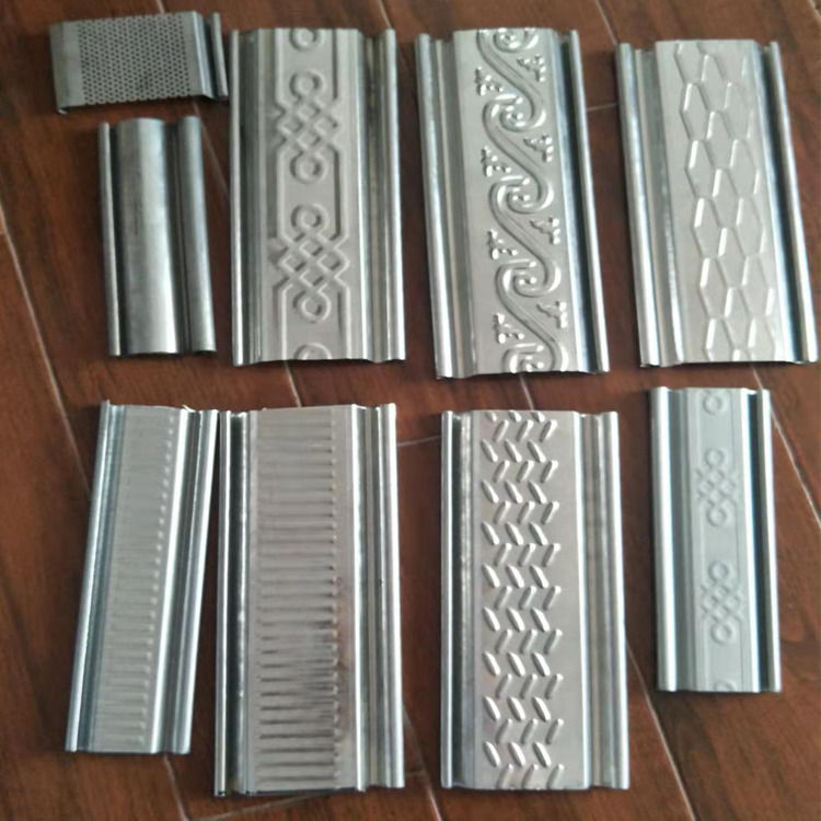 دليل العمود الدوار مصالحة الدبابيس والمسار الدوار تشكيل آلة مع 7.5KW محطة هيدروليكية الطاقة و Plc S7-200 التحكم