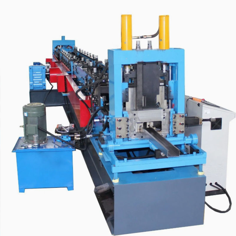 حجم تلقائي قابلة للتغيير 2 مم C Purlin Roll Machine لإطار الصلب