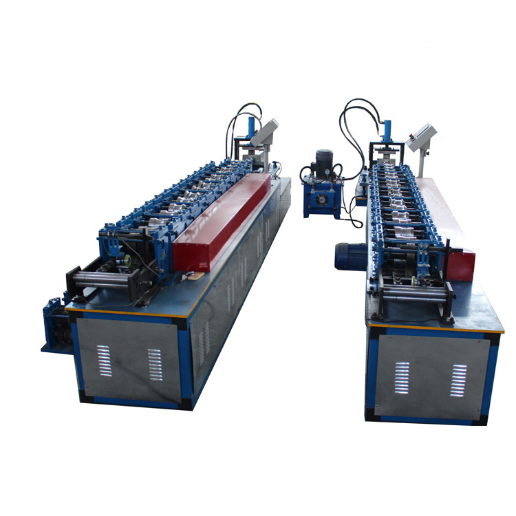 تحكم PLC 3T 380V لفة فوق الباب تشكيل آلة مع القطع الهيدروليكي 15m / min السرعة