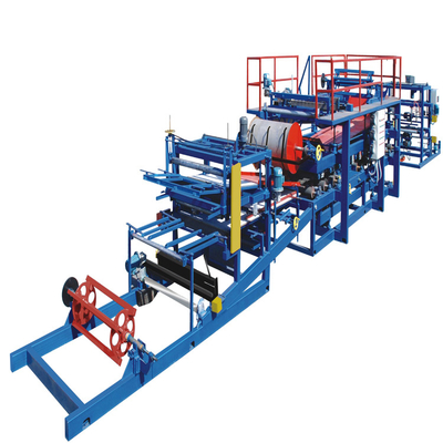 0.3-0.8mm سمك Eps ساندويتش لوحة خط 45m * 2.5m * 2.4m البعد 1000mm العرض